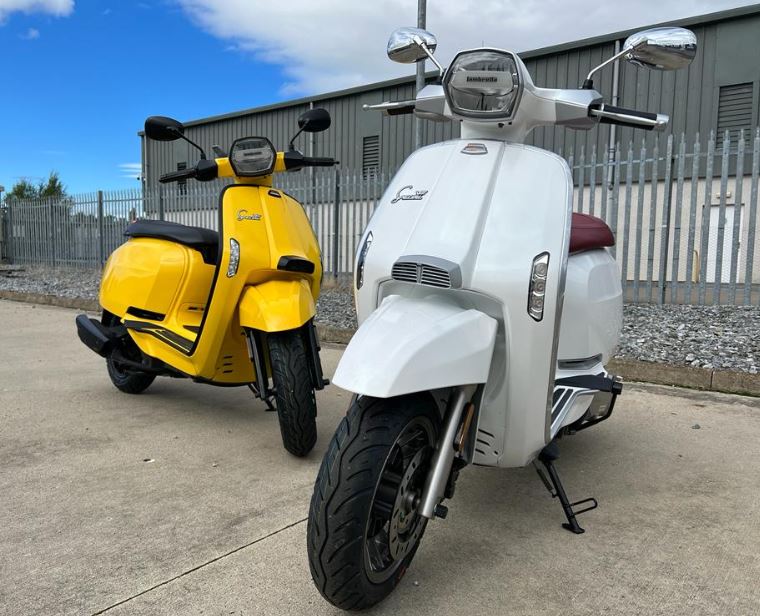 Lambretta V125 स्कूटर